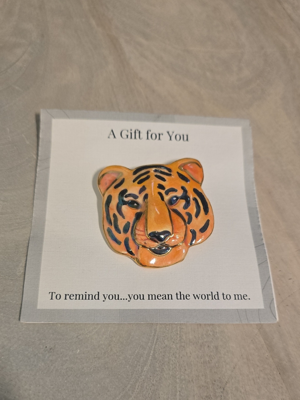 Original Handmade Kimberly Hinton Porcelain Tiger Head Brooch Pin Gift